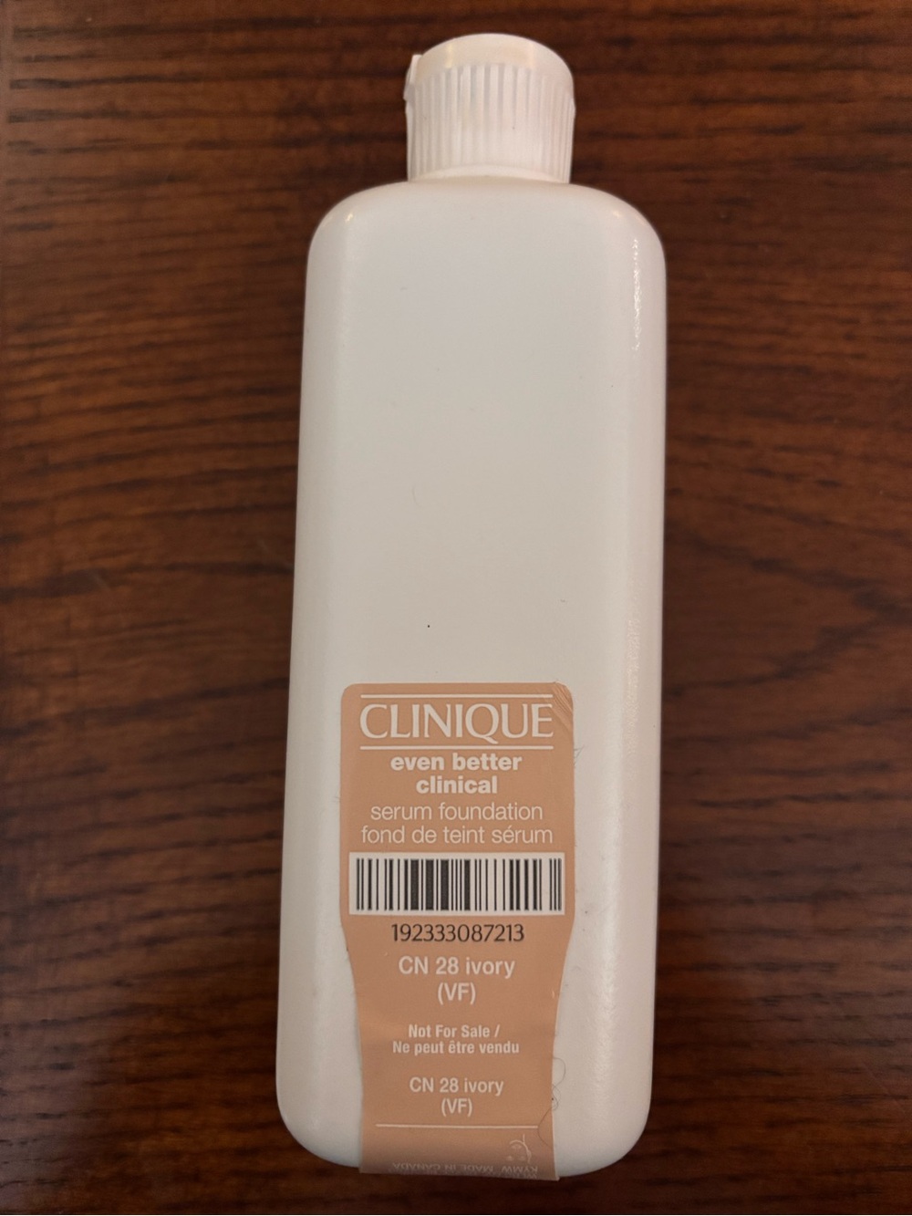 Clinique White Bottle with Beige Label - Even Better Clinical Sample